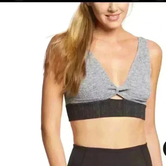 NEW Free People shakti crop Sports bra Size XS/S - Picture 1 of 6